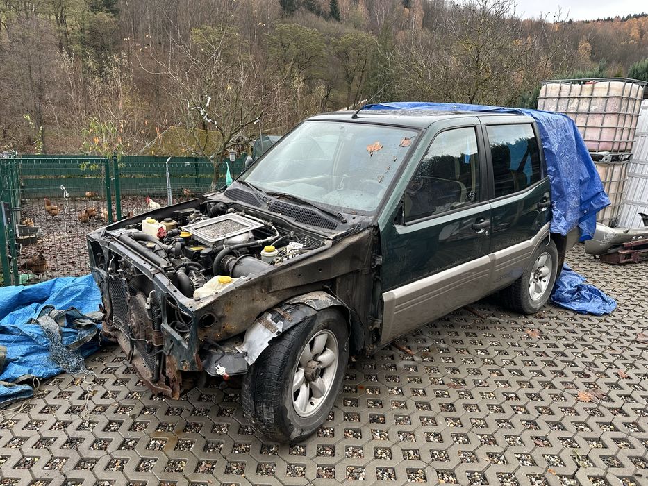 Nissan terrano 2 2.7tdi  na części lub w całości