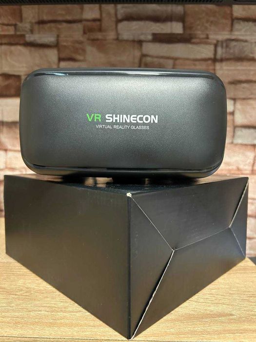 Okulary VR Shinecon G04E 3D z wbudowanymi słuchawkami + pad