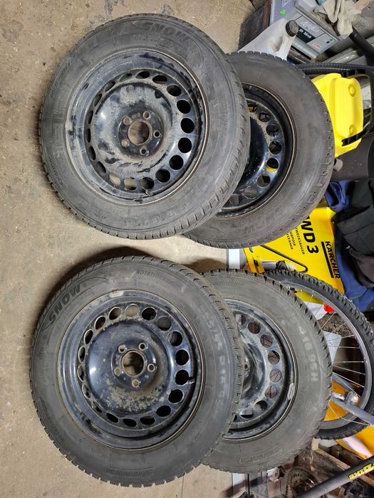 Koła zimowe 16x225x55