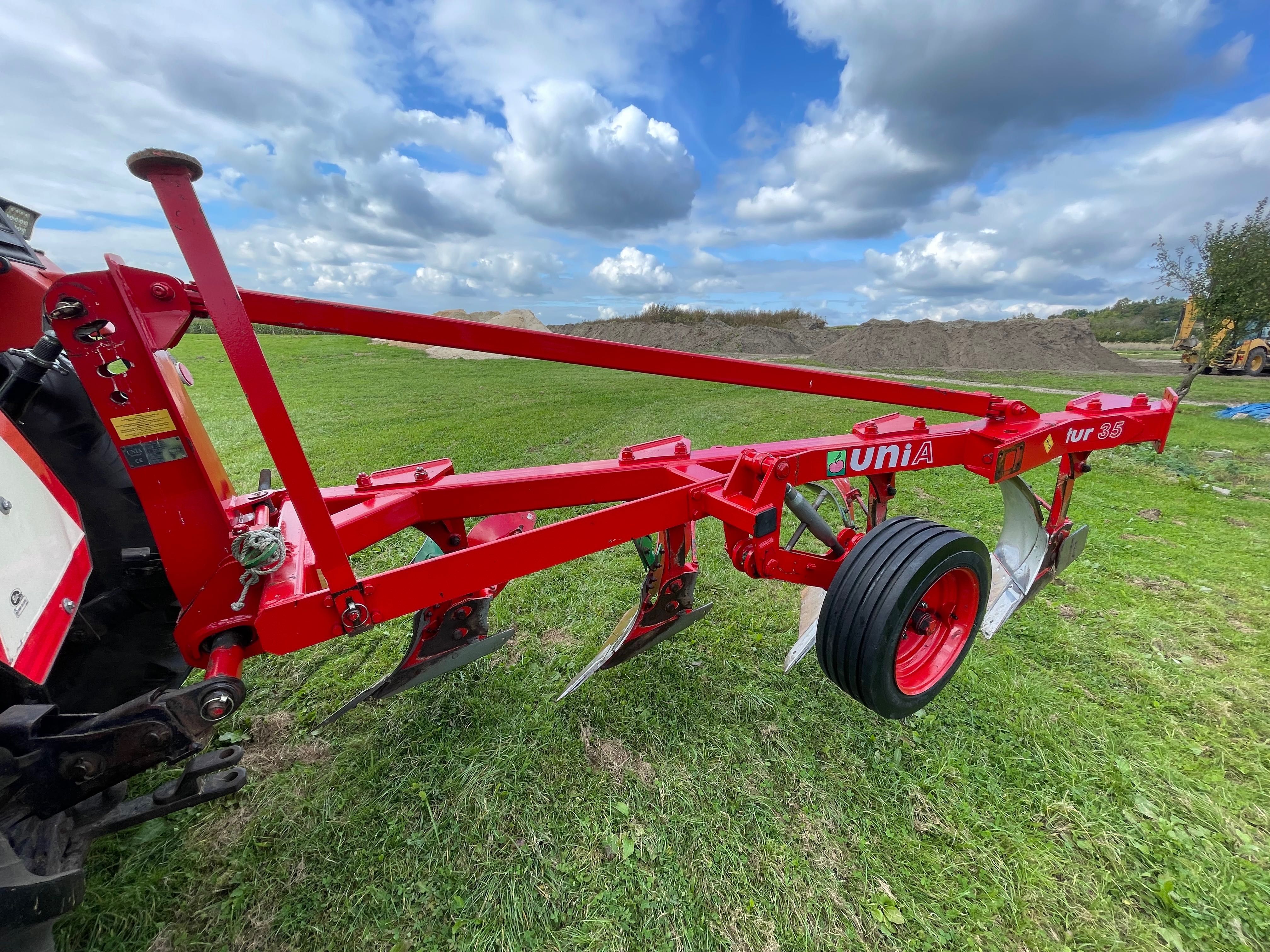 Unia TUR 35 4+ 2012r.