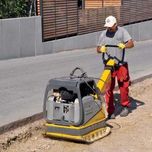 Zagęszczarka WACKER BOMAG 500 kg wynajem wypozyczalnia