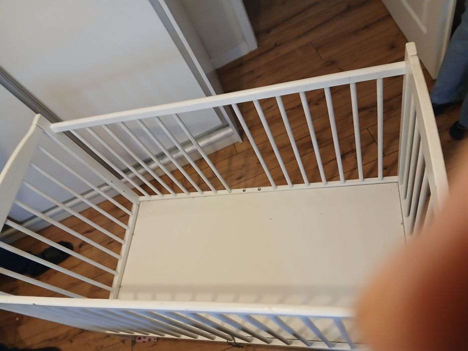 Łóżeczko białe z szufladą