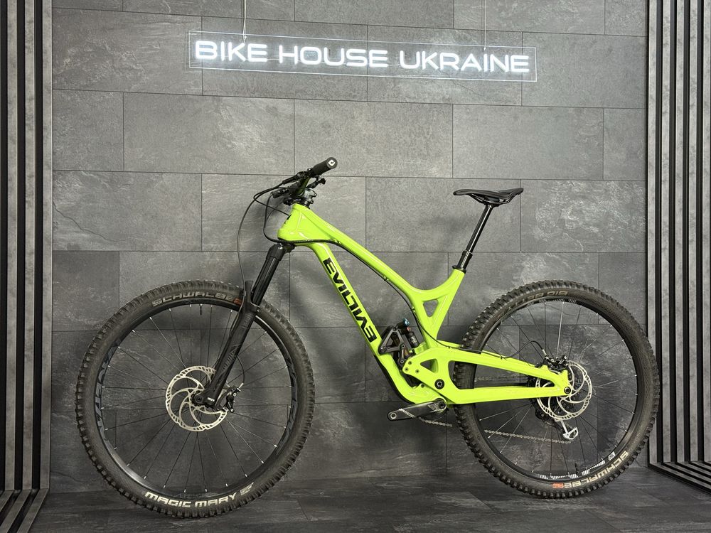 Карбоновий двопідвісний велосипед EVIL Wreckoning LB