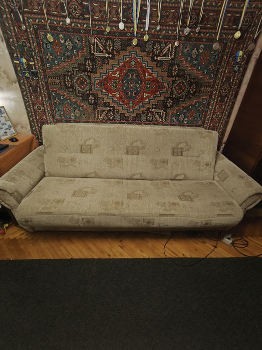 Продам Диван 1500грн