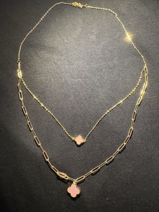 Підвіска з чотирилистою конюшиною