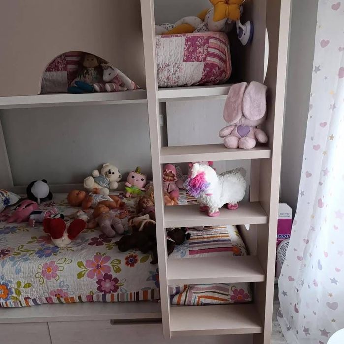 Cama beliche em bom estado