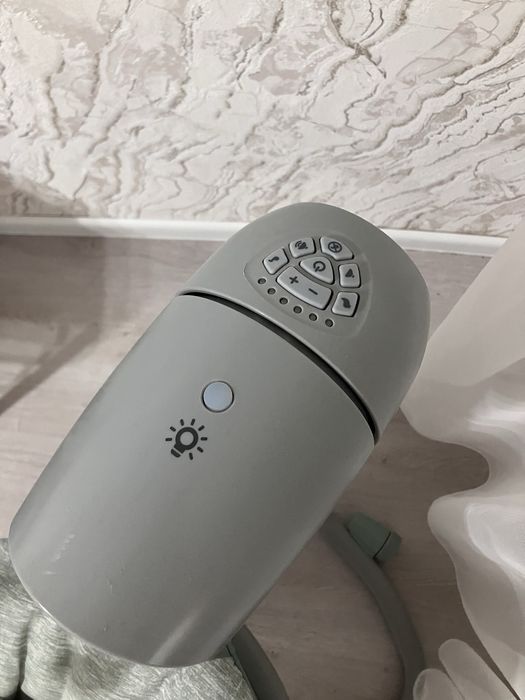 Заколисувальний центр Joie Serina