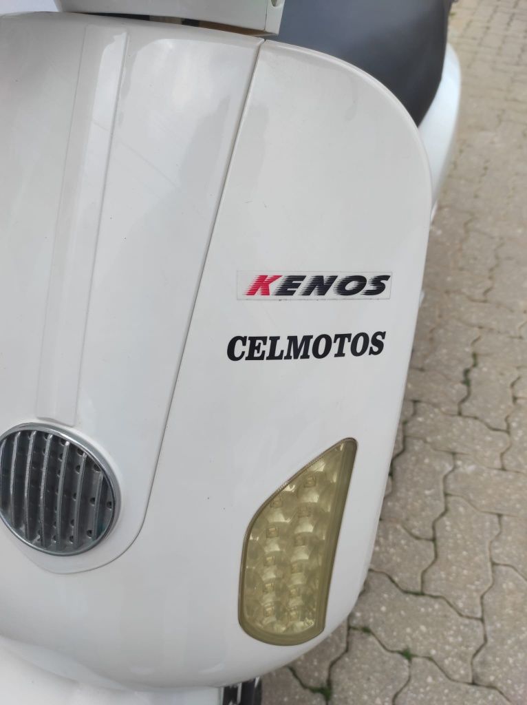 Scooter Kenos WY125T-30