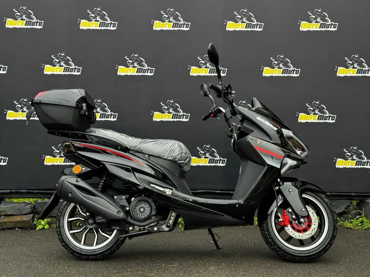 Скутер SPARK SP150S-18