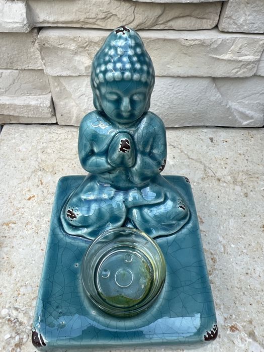 Home&you modlący sie ceramiczny Budda swiecznik