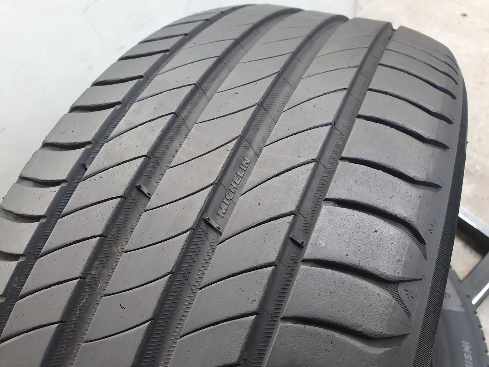 2x Michelin Primacy 4  245/45r17  6mm 2022r
