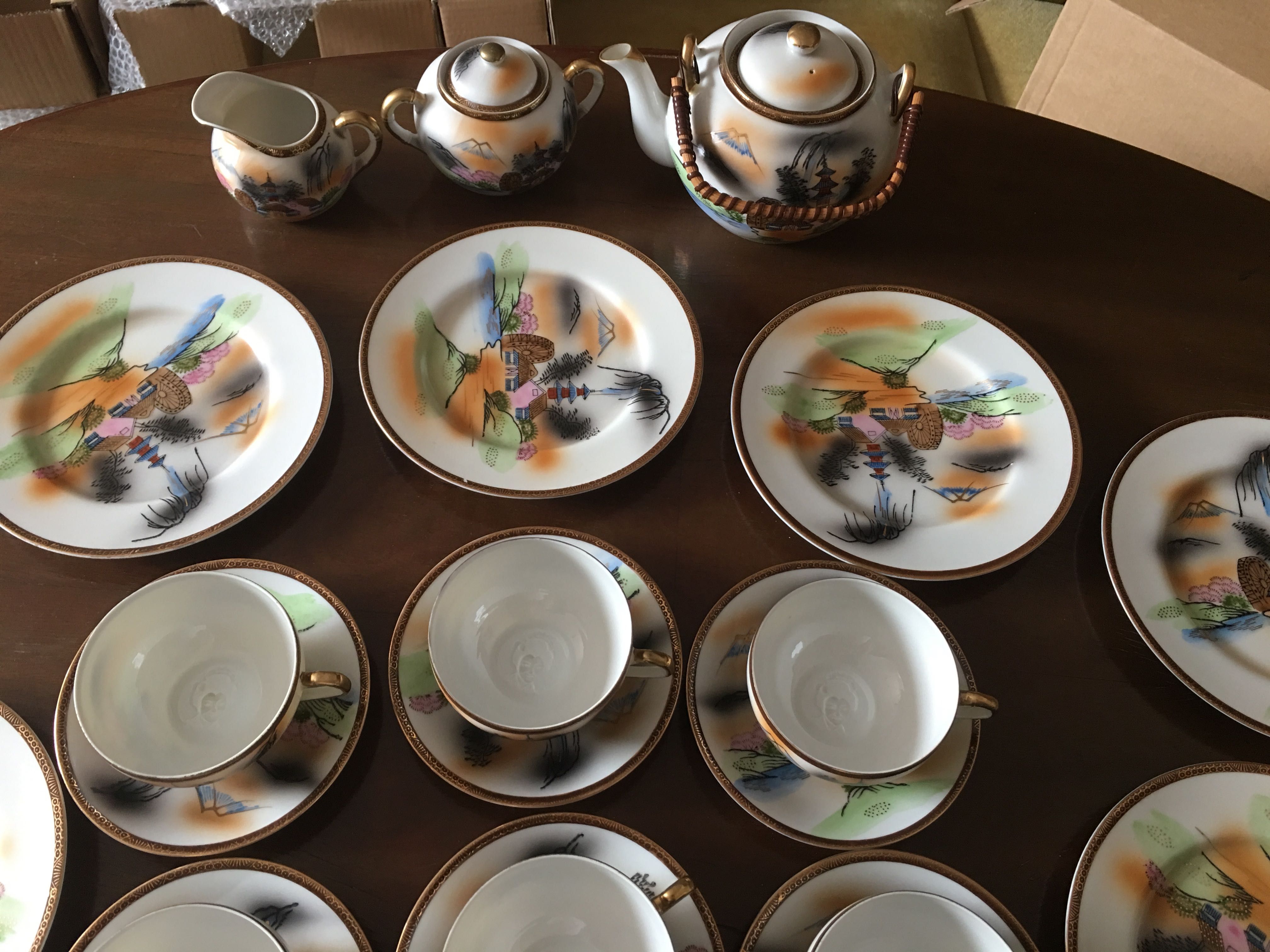 Serwis z chińskiej porcelany
