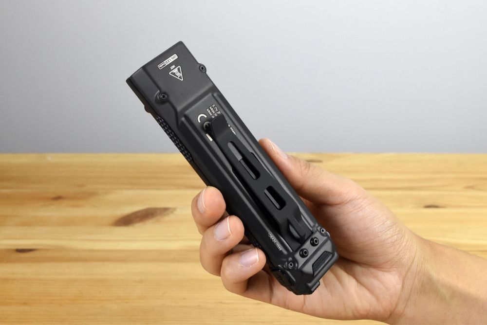 Nitecore EDC29 Надпотужний Кишеньковий Ліхтар (USB-C, OLED дисплей)