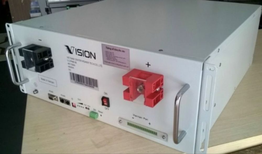 Акумулятор 48 В 100 А LiFePO₄