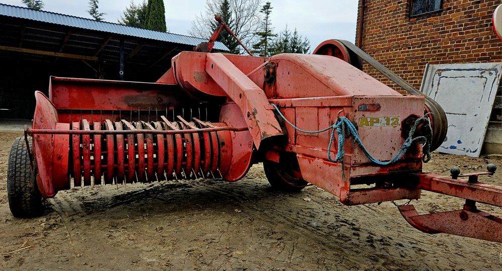 Prasa kostkująca Welger AP 12