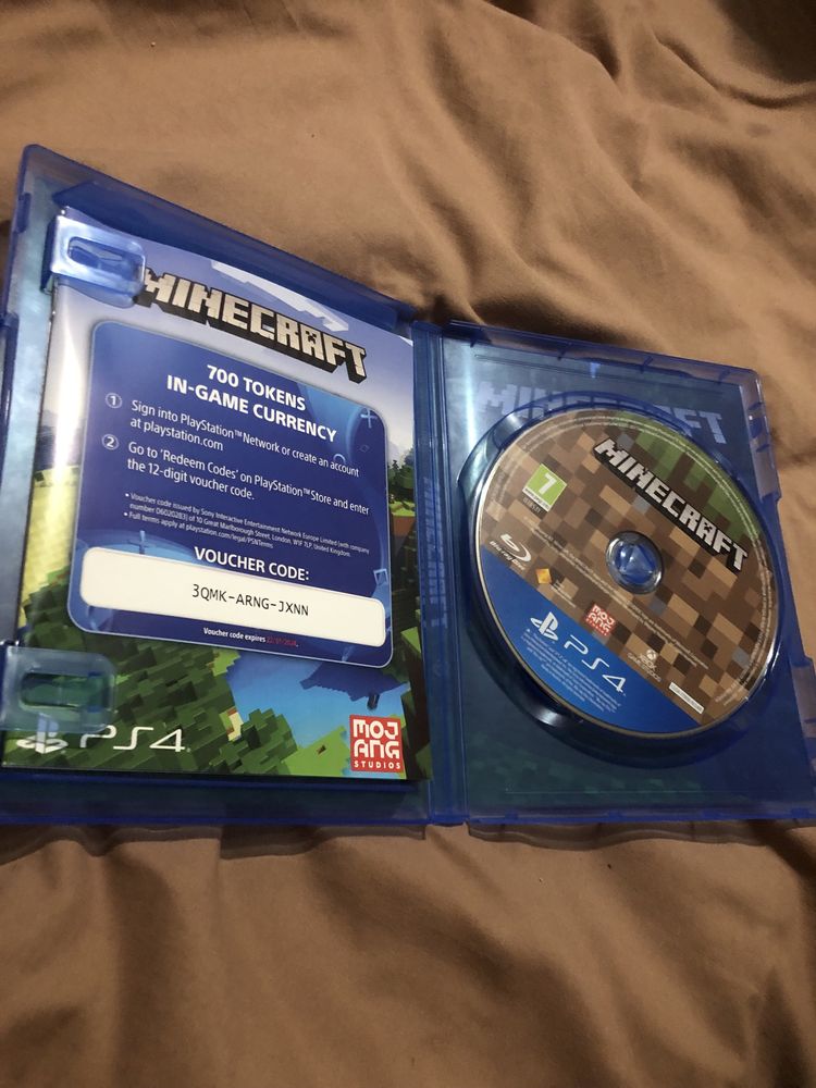 продам диск игра Minecraft /PS 4 /Playstation 4/ Майнкрафт