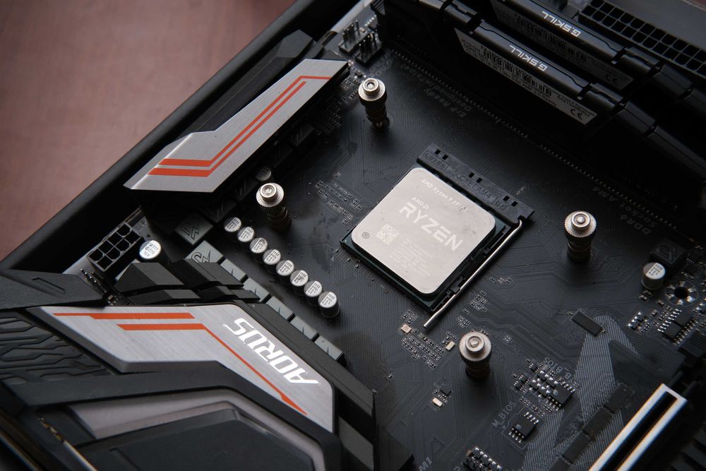 Процессор AMD 3950X + материнская плата GIGABYTE X470 + память