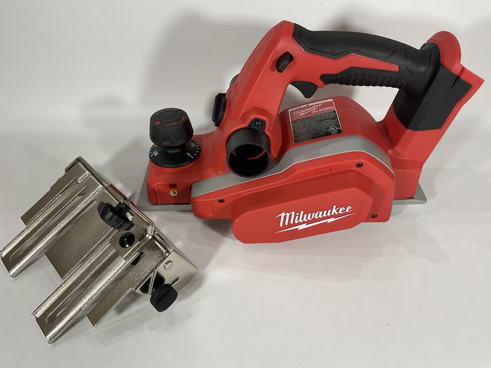 Аккумуляторный рубанок Milwaukee M18 2623-20 (BP-0)