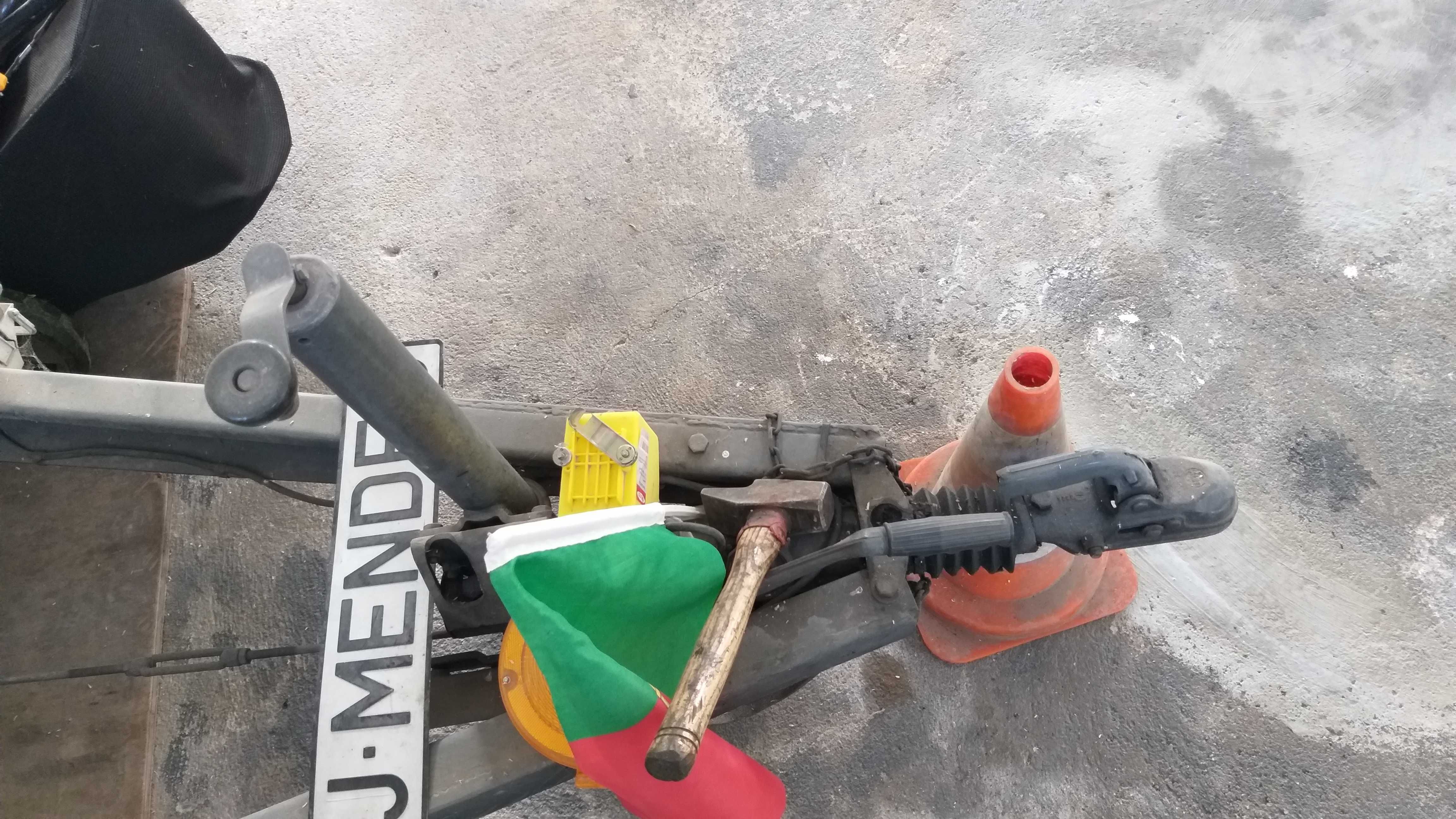 reboque de carga com ou sem cobertura
