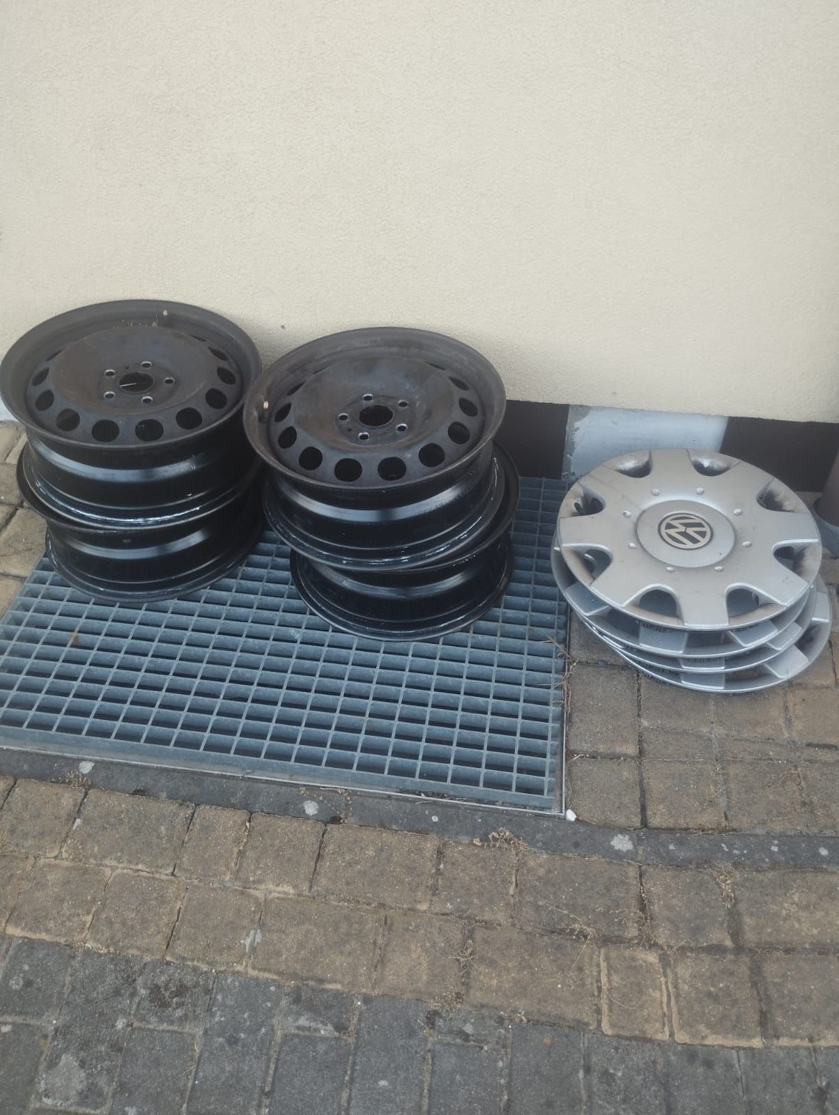 Felgi i kołpaki 5x112 16 cali Volkswagen