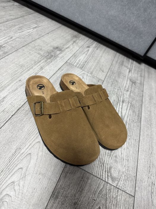 Клоги (капці, мюлі)