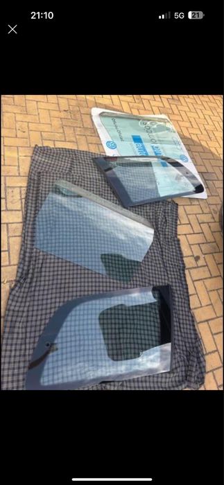 Vendo 2 vidros da seat alhambra ou da sharan