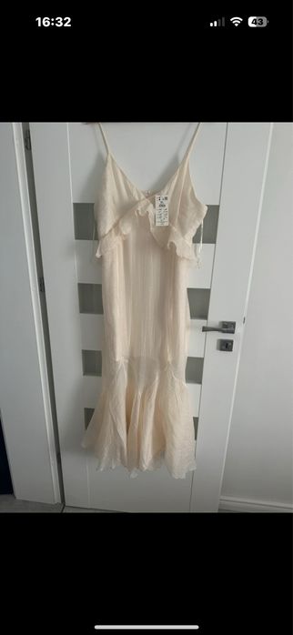 Sukienka reserved syrenka