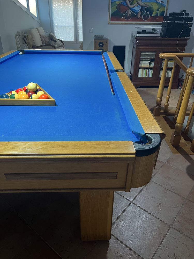 Sofas com mesa snooker