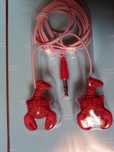 Auriculares novos e embalados.