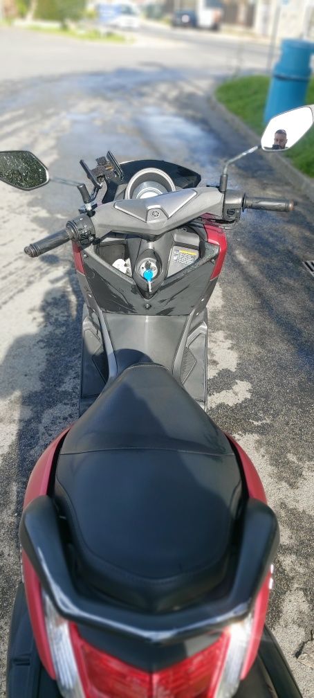 Nmax 2017 Vermelha