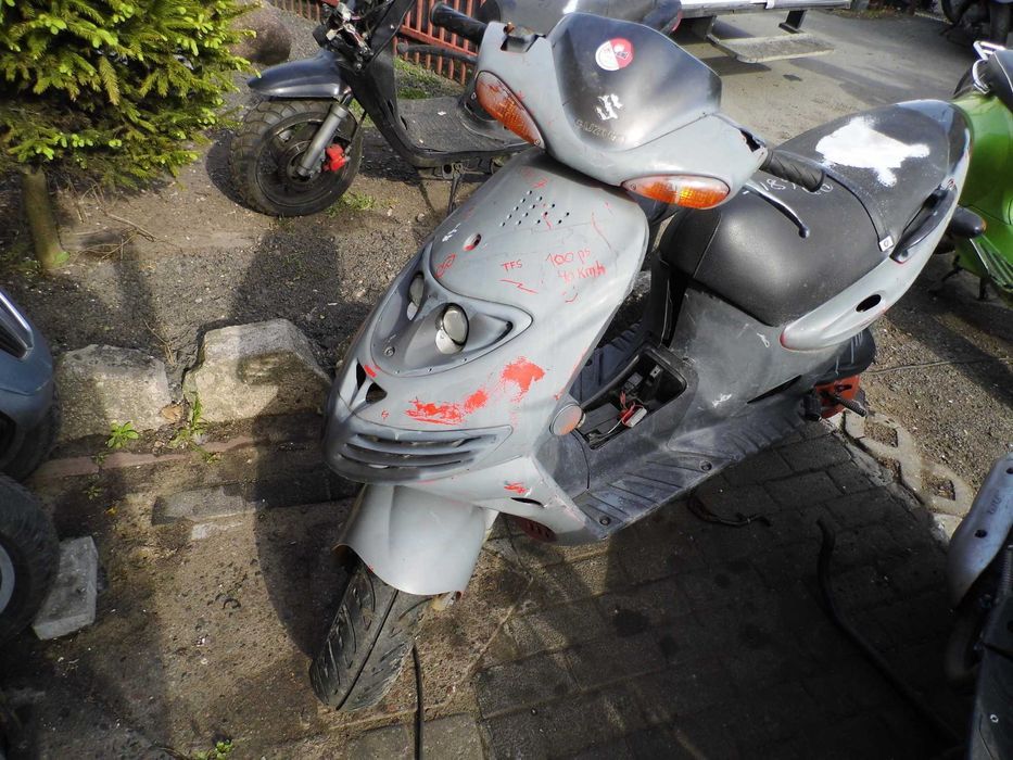 SUZUKI KATANA 50 2T AC silnik czesci lagi licznia pompa pokrywa czasza