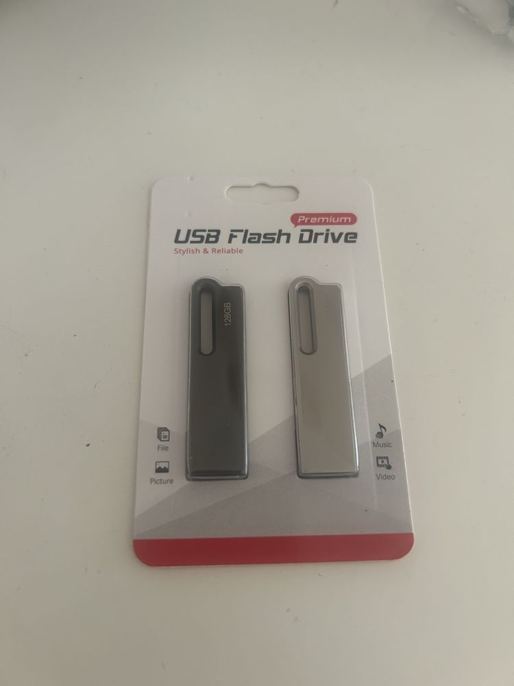 Pen USB 128 Gb - Nova