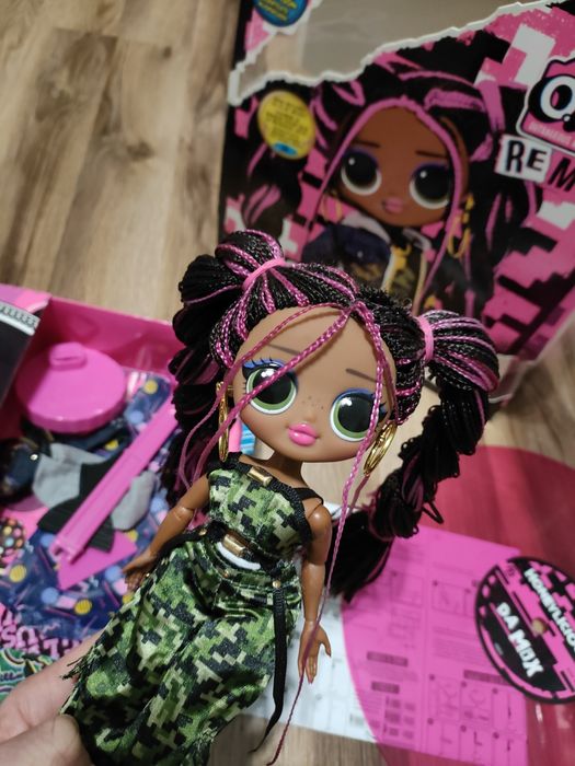 Duży zestaw lalka OMG remix honeylicious gramofon zestaw jak nowy