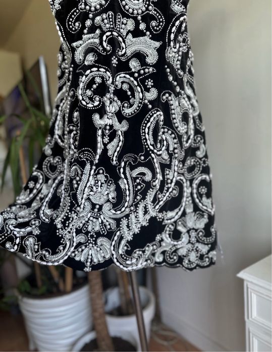 Asos Rochie aksamitna cekinowa sukienka mini 48 4 xl perłami