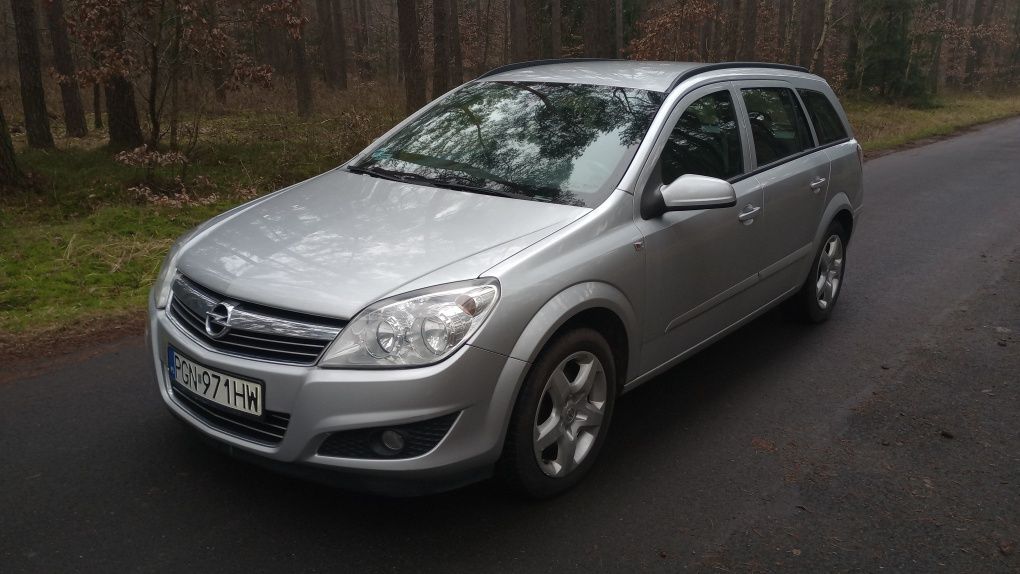 Opel Astra H 1.9 CDTI