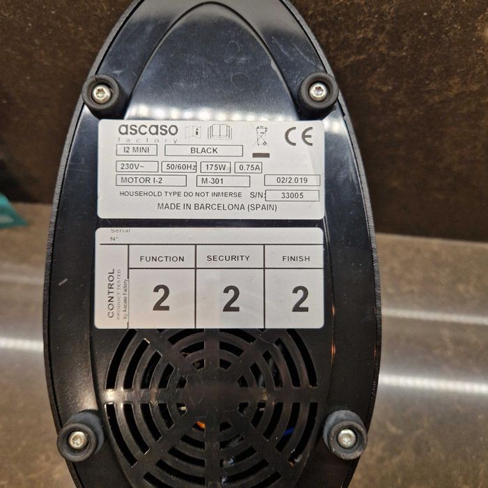 Młynek do kawy Ascaso i-2 Mini Black Matt