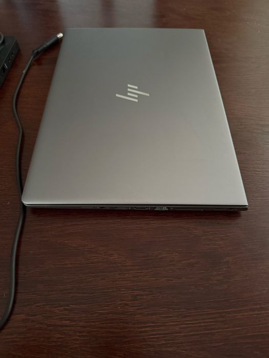Laptop HP Zbook 14u G5 + stacja dokująca i5-8350u 256 GB 8GB Win11 PRO