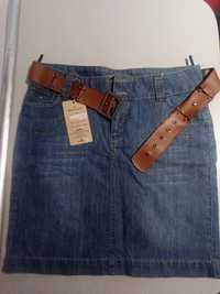 Spódniczkę jeansową rozmiar 44