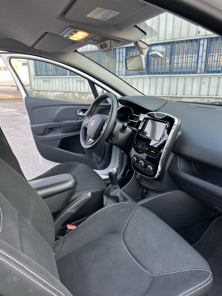 Renault Clio IV 1.5 dCi 90cv • 2014 • 150.000 km