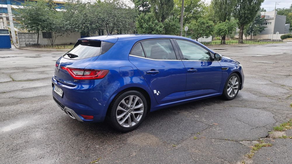 Renault Megane IV GT 1.6 TCE 205 EDC