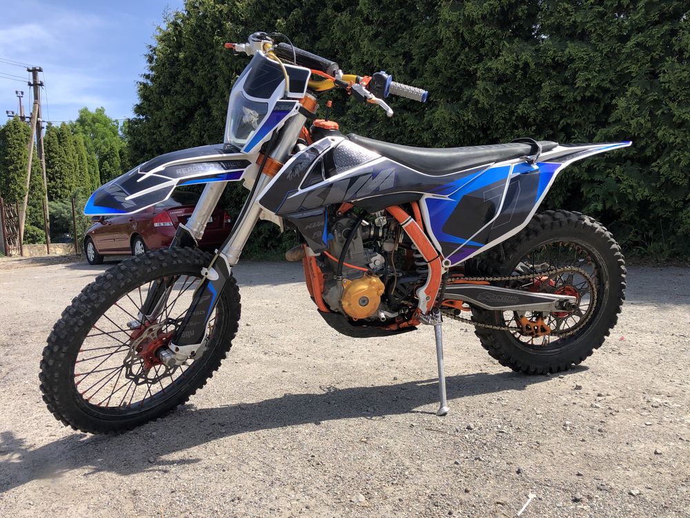 Geon Dakar GNX 250