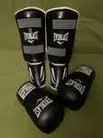 Боксерские перчатки, защита голени, футы, Everlast