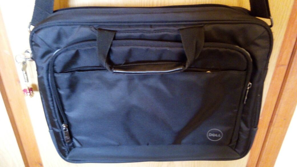 torba podróżna, na laptop, do biura