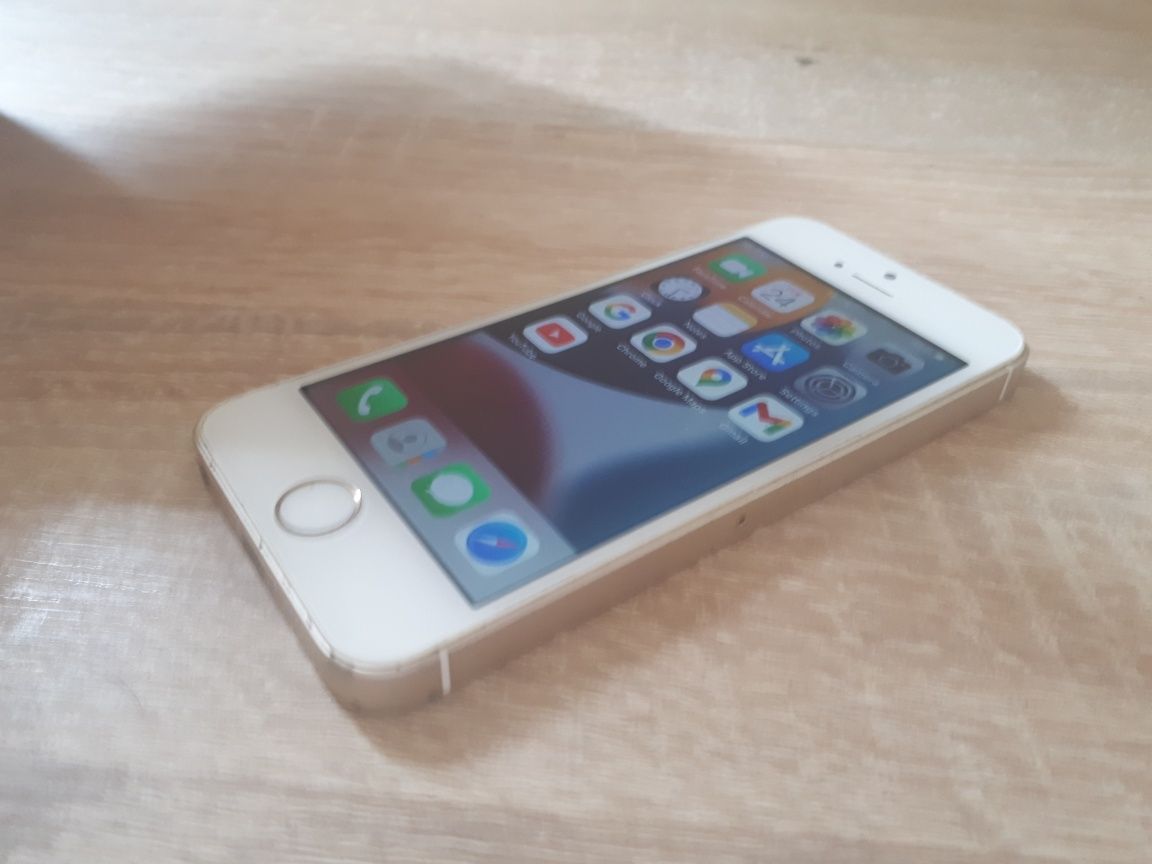 Apple iPhone SE (Primeira geração)