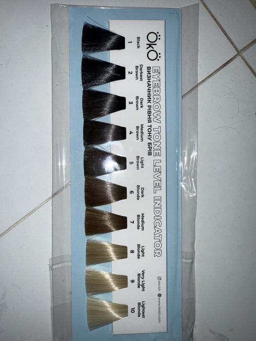 Podgladowy toner do brwi
