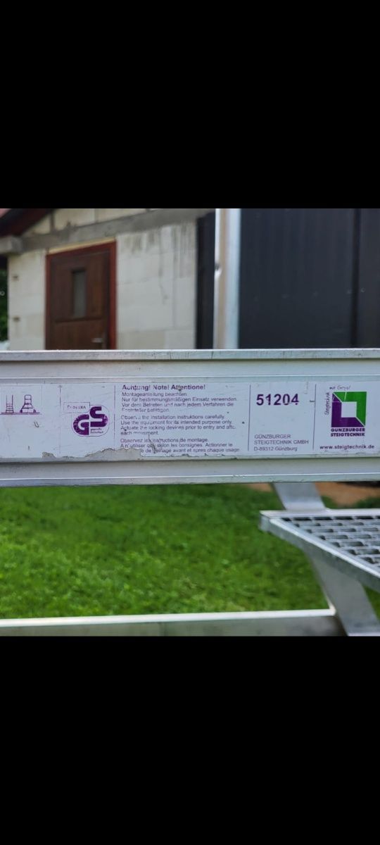 Schody aluminiowe, przejście, podest 4x2. Platforma jezdna