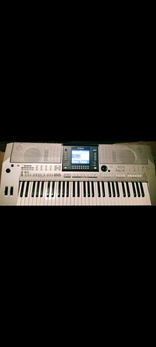 Keyboard Yamaha psr s 710