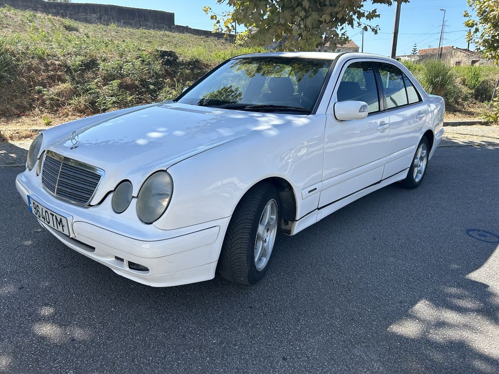 Mercedes E220cdi  elegance ano 2000