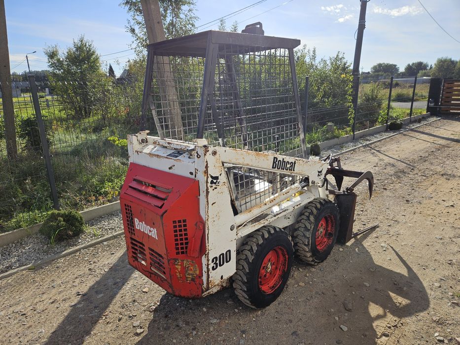 Miniładowarka bobcat clark 300 90 cm szerokości