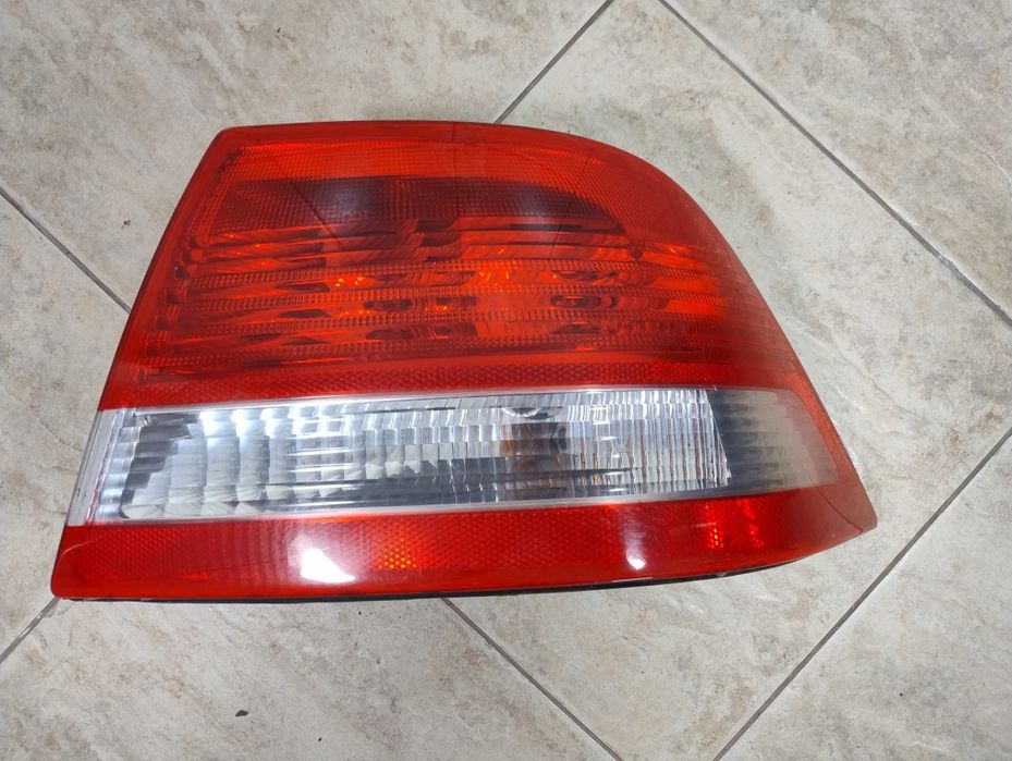 Saab 93 9-3 II 02-07r. sedan lampa prawa tył Europa wysyłka OLX